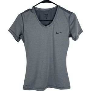 Nike Pro Woman’s Dri Fit Gray Workojt Tee shirt size M